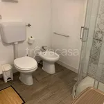 Affitto 3 camera appartamento di 80 m² in Desenzano del Garda