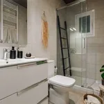 Rent 3 bedroom apartment of 80 m² in barcelona