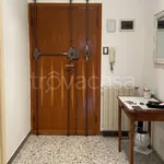 Rent 5 bedroom apartment of 85 m² in Pescara