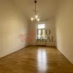 Pronajměte si 2 ložnic/e byt o rozloze 78 m² v Prague