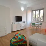 Rent 1 bedroom apartment of 40 m² in Milan