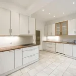 Rent 4 bedroom apartment in Ixelles