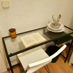 Rent a room in Madrid