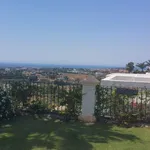 Rent 4 bedroom house of 355 m² in Benahavís