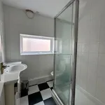 Rent 4 bedroom apartment in West Midlands