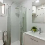 Rent 4 bedroom apartment in barcelona