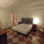 Rent 4 bedroom apartment of 100 m² in Verona