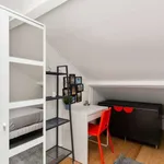 Rent a room in paris