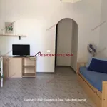 Affitto 2 camera casa di 55 m² in Campofelice di Roccella