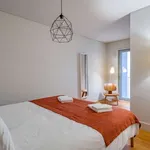 Rent 2 bedroom apartment in lisbon