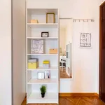 Rent a room of 141 m² in Milan