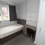 Rent 4 bedroom house in Leeds