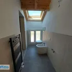 Affitto 4 camera appartamento di 85 m² in Bologna