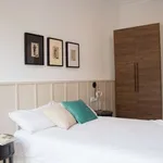 Rent a room of 188 m² in barcelona