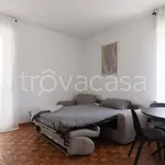 Rent 2 bedroom apartment of 70 m² in Milano