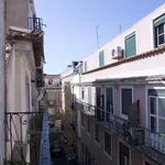 Rent 4 bedroom apartment in Lisbon