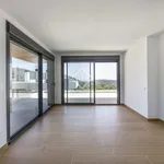 Rent 4 bedroom apartment of 221 m² in Valencia