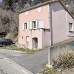 Maison de 56 m² avec 3 chambre(s) en location à Thueyts