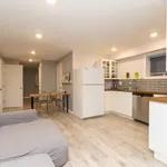 Appartement de 2464 m² avec 2 chambre(s) en location à Norgate