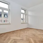 Rent 5 bedroom apartment of 123 m² in Chemnitz