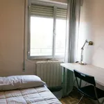 Rent a room of 70 m² in madrid