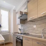 Rent 1 bedroom apartment of 70 m² in Florence