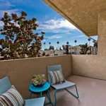 Rent 2 bedroom apartment of 104 m² in Los Angeles