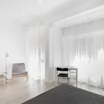 Rent 3 bedroom apartment in Barcelona