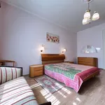 Rent 2 bedroom apartment in Prague