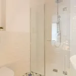 Rent 2 bedroom apartment of 65 m² in barcelona