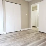 Appartement de 656 m² avec 1 chambre(s) en location à Edmonton