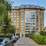 Rent 3 bedroom flat in London