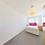 Rent 3 bedroom apartment in Dundee