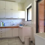 Ενοικίαση 4 υπνοδωμάτιο σπίτι από 250 m² σε M unicipal Unit of Makrakomi