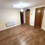 Flat to rent in Leavesden Road, Watford WD24