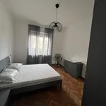 Rent 3 bedroom apartment in Turin