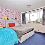 Rent 2 bedroom apartment in Woking