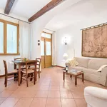 Rent 1 bedroom apartment of 60 m² in Florence