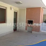 Rent 3 bedroom apartment of 100 m² in Roma