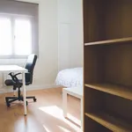 Rent a room of 70 m² in madrid