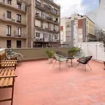 Rent 4 bedroom apartment in Barcelona