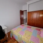 Rent 3 bedroom apartment in Lisbon