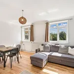 Rent 2 bedroom apartment of 67 m² in London