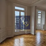 Appartement de 175 m² avec 5 chambre(s) en location à Paris