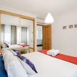 Rent 4 bedroom apartment of 60 m² in Madrid