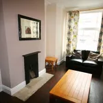 Rent 4 bedroom house in Leeds