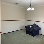 Rent 3 bedroom house in Lathlain