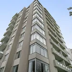 Appartement de 645 m² avec 1 chambre(s) en location à Vancouver