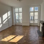 Appartement de 51 m² avec 1 chambre(s) en location à NANTES