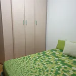 Rent 3 bedroom apartment in Barcelona